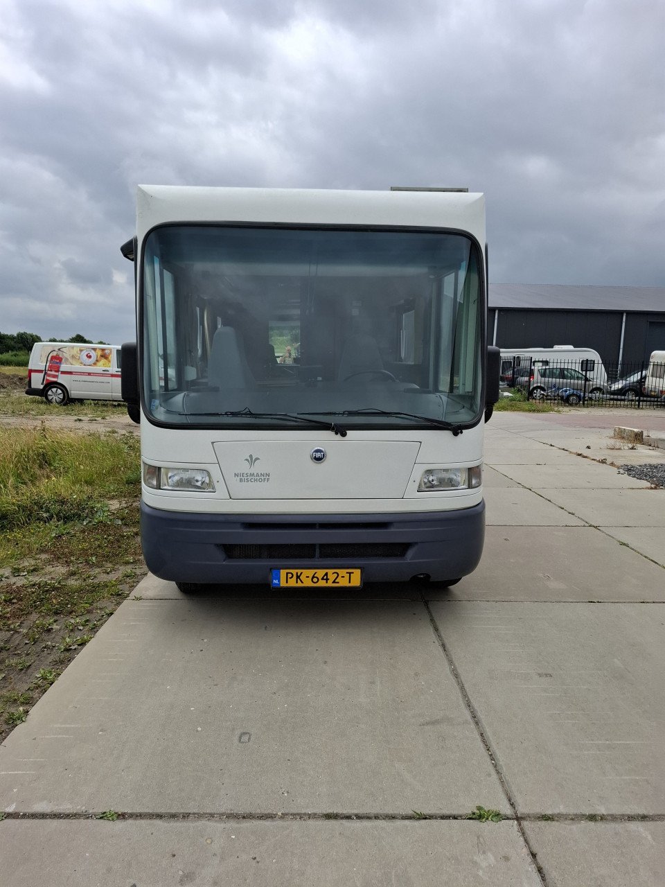 Camper