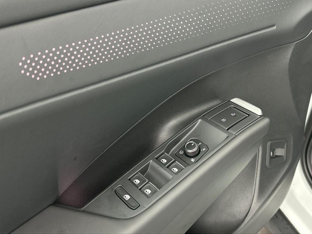 Volkswagen T-roc 1.5 etsi r-line first edition