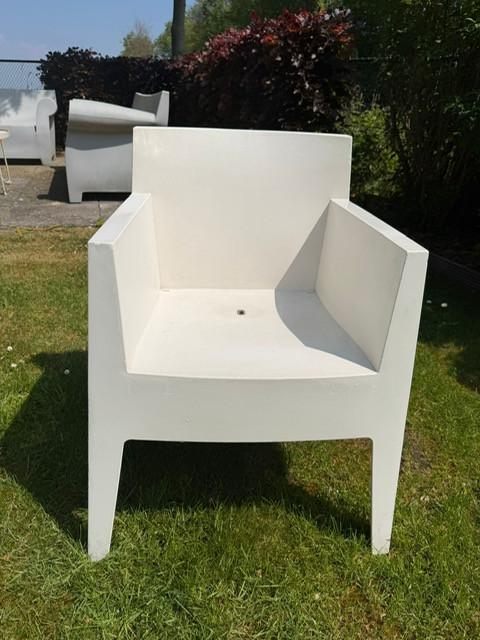 6 witte Toy Driade tuinstoelen