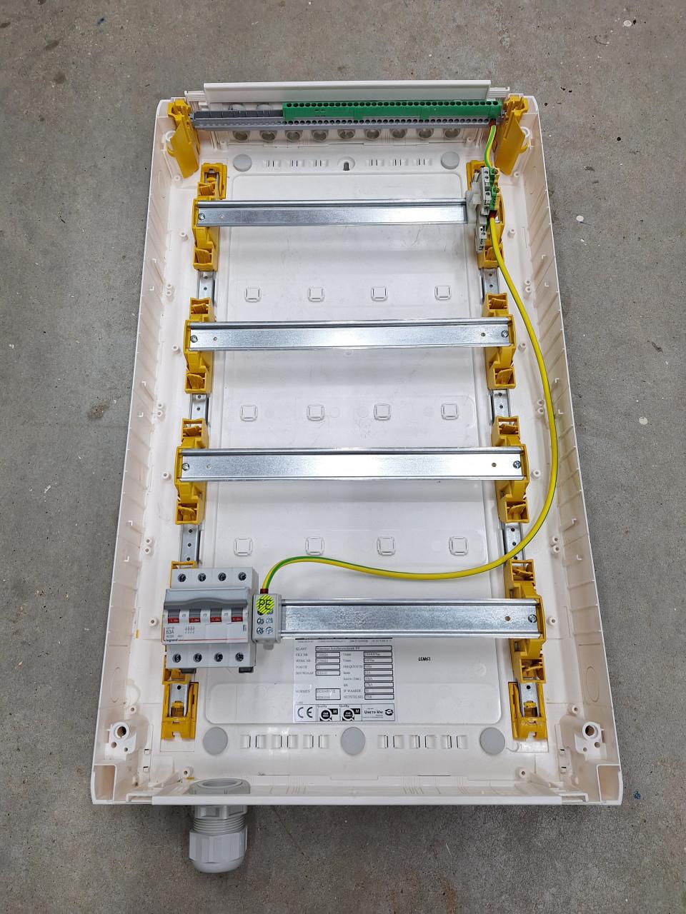 Installatieautomaten kast