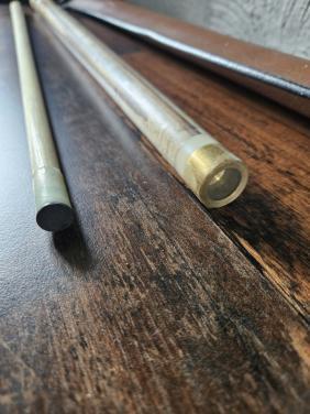 Vintage Biljartkeu, hout en messing met leren koker