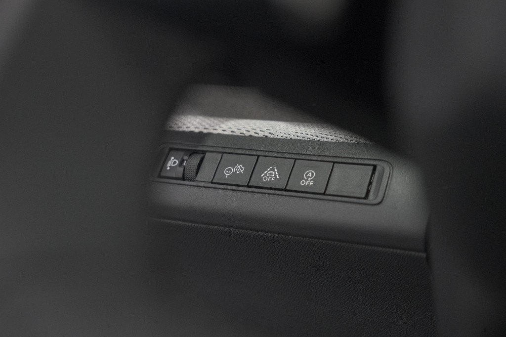 Citroen C3 turbo 100pk max | nieuw model | camera | navigatie | apple carpl
