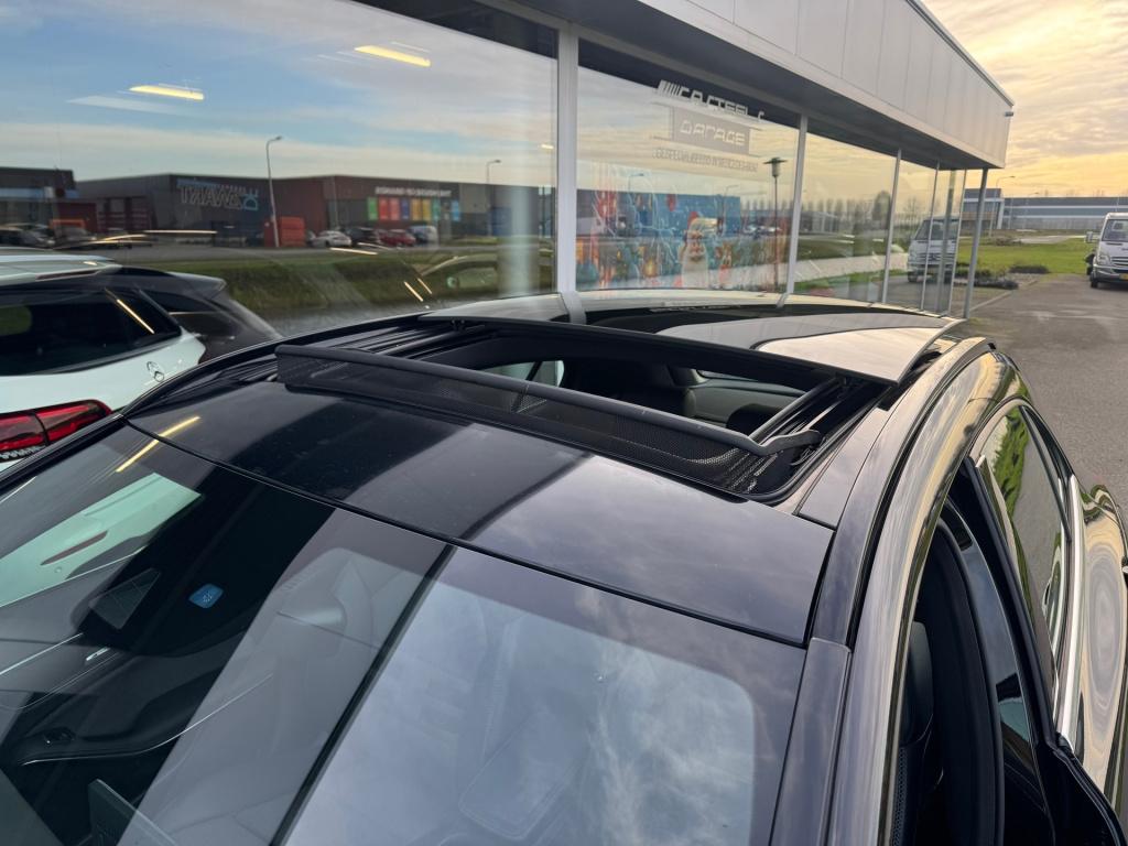 Mercedes-Benz Gla-klasse 180 ambition style automaat , afneembare trekhaak 