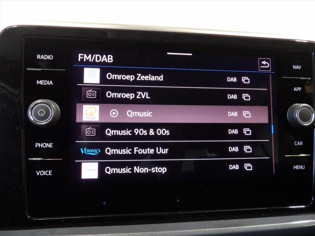 Volkswagen T-roc 1.5 tsi 150pk 7-dsg style