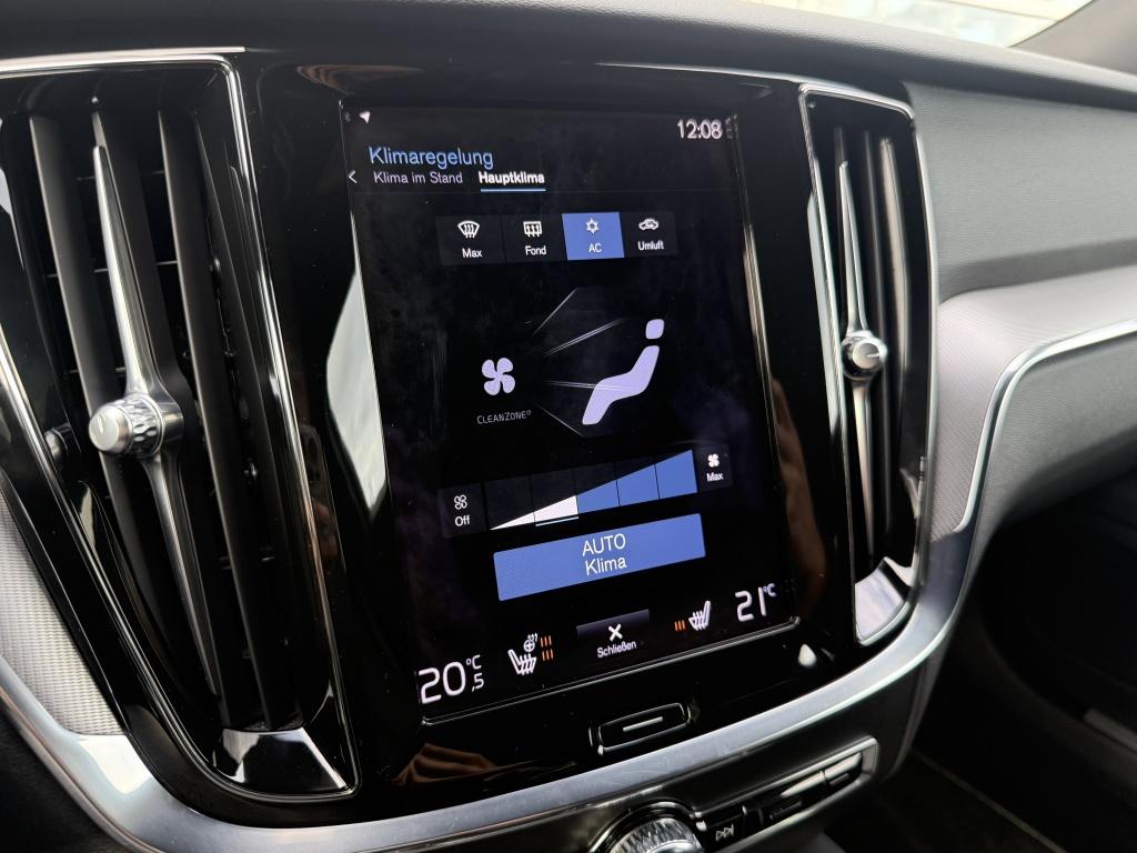 Volvo V60 t6 340pk recharge r-design| adap.cruise| camera| h&k sound| keyl