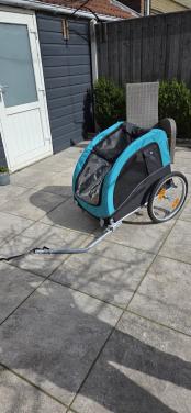 Hondenfietskar  merk Trixi( zo goed als nieuw)