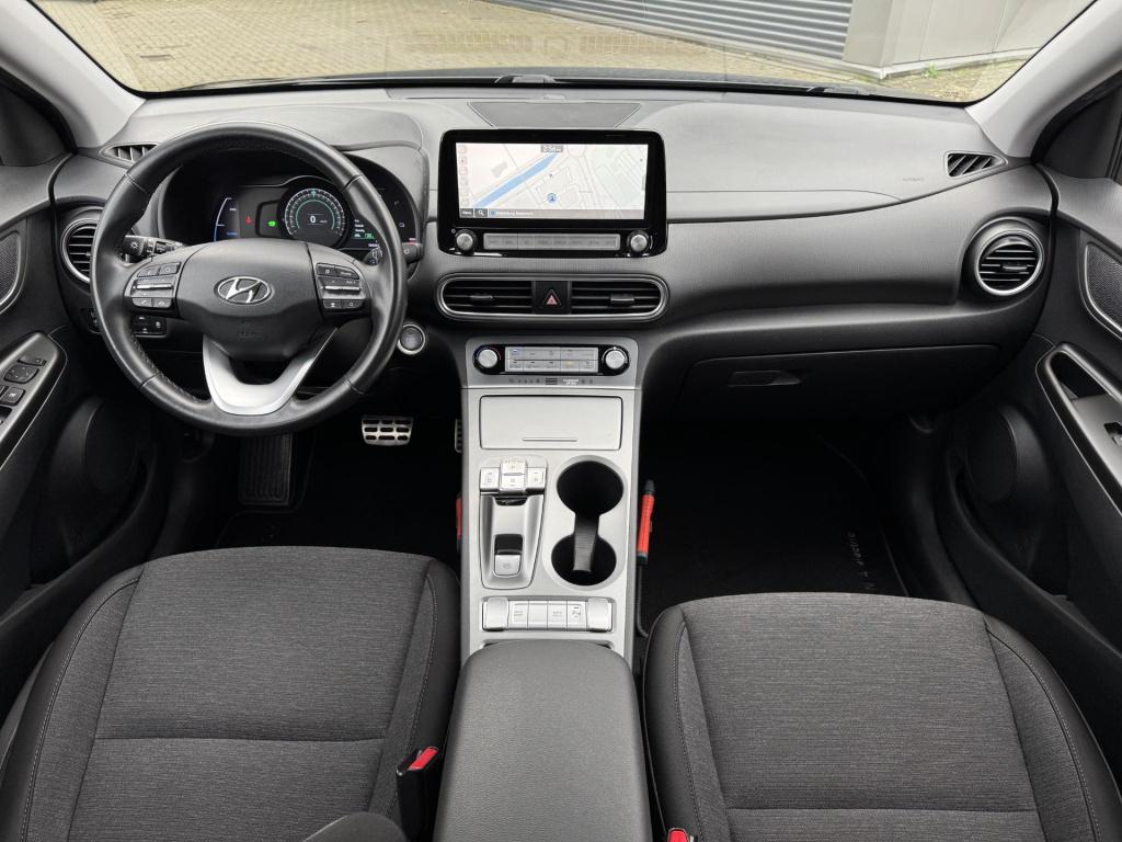 Hyundai Kona ev comfort 64 kwh soh 95% 3-fase lader
