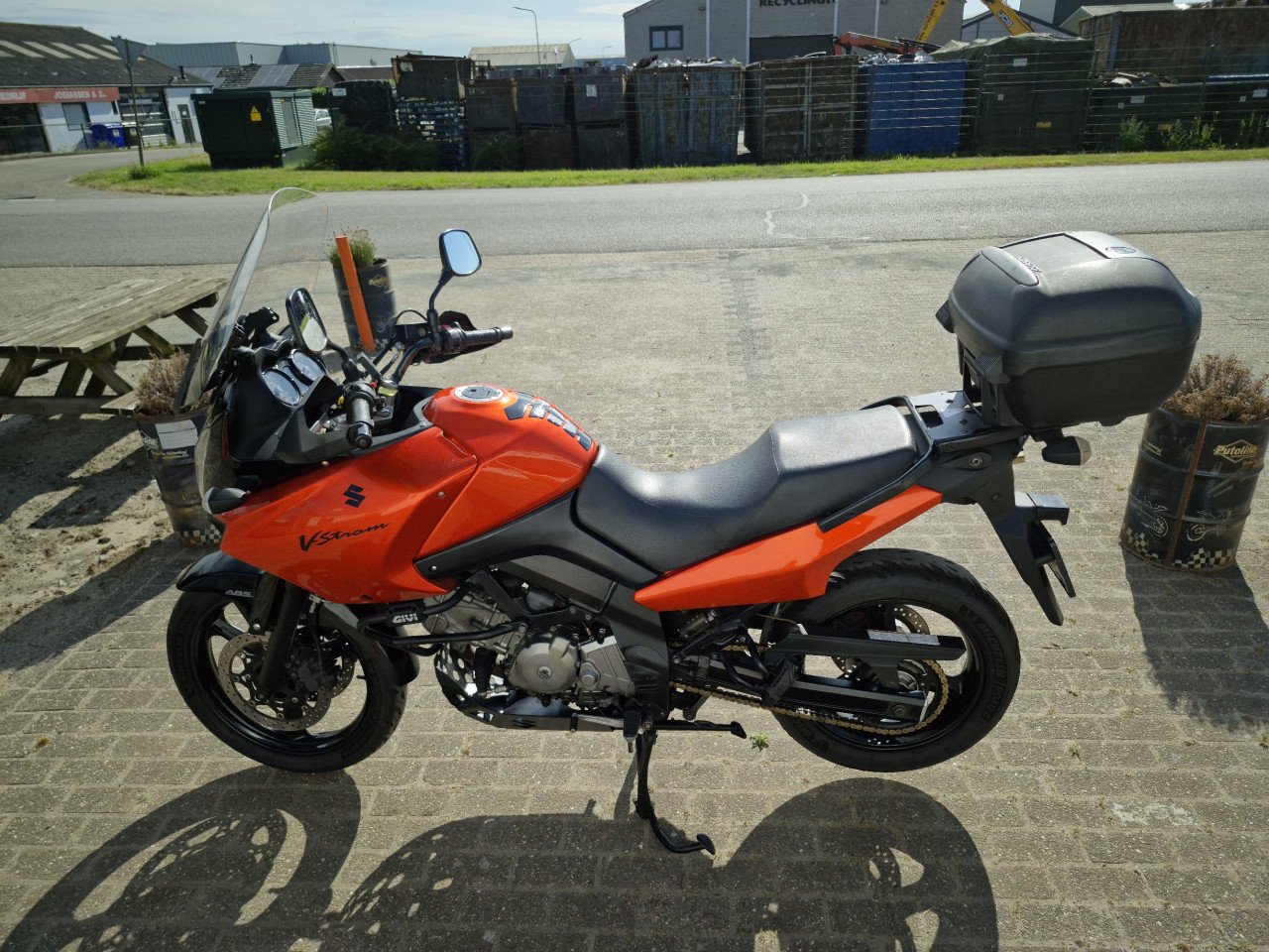 Suzuki VStrom DL650 abs uit 2011 met veel extra's