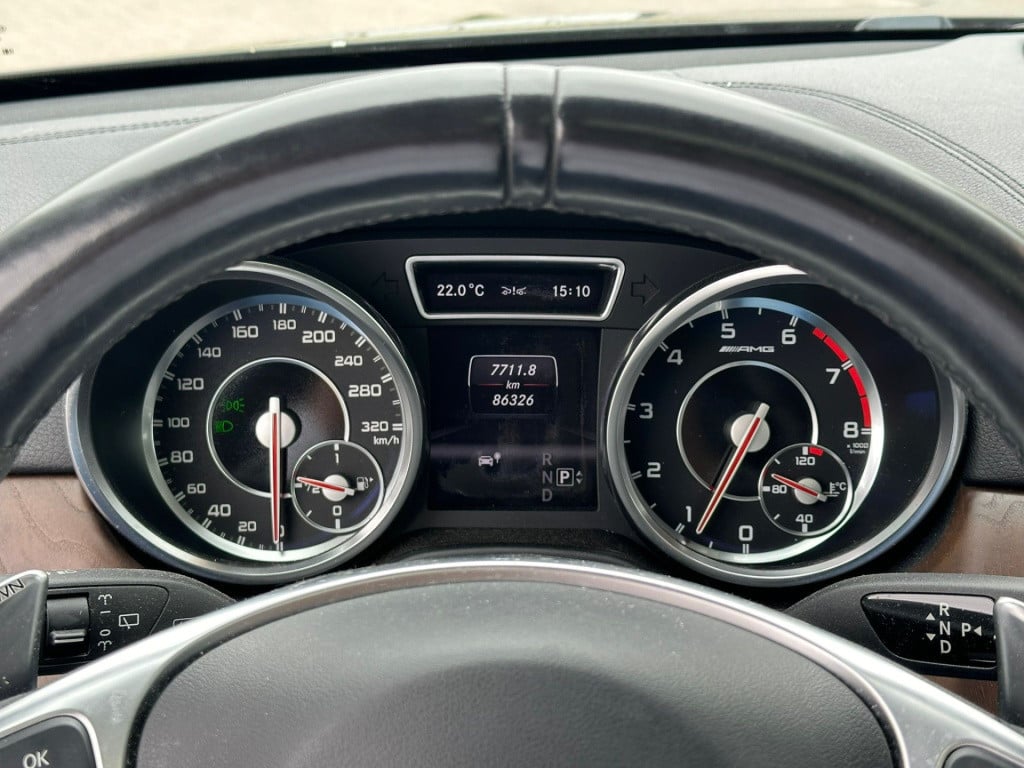Mercedes-Benz ML-klasse 500 i v8 l compleet gle 63amg uitgevoerd i panorama