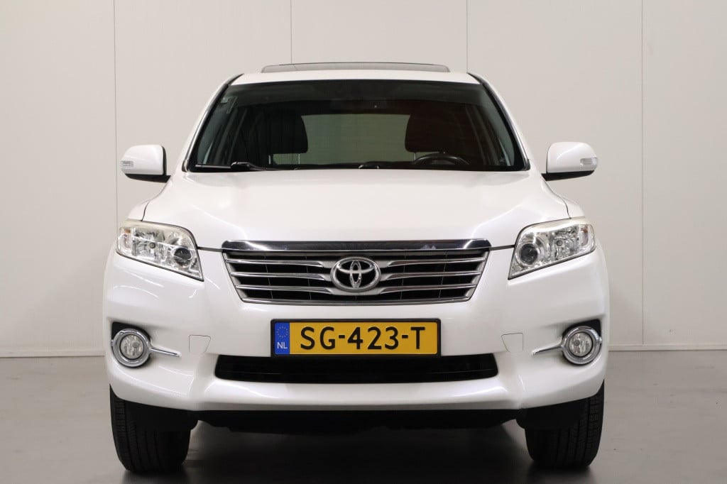 Toyota Rav4 2.0 vvti executive business
