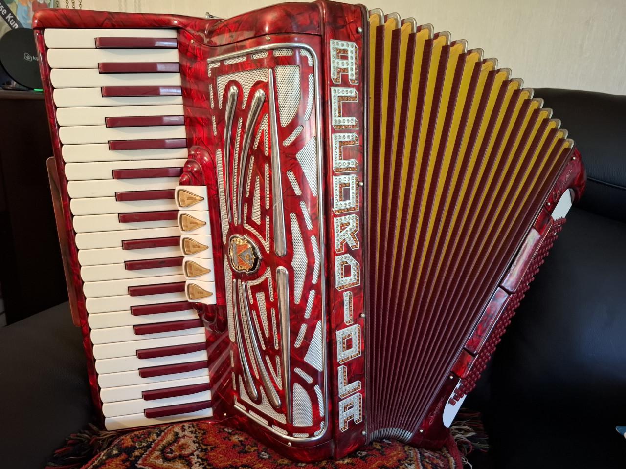 Accordeon Accordiola  SUPER CARMEN