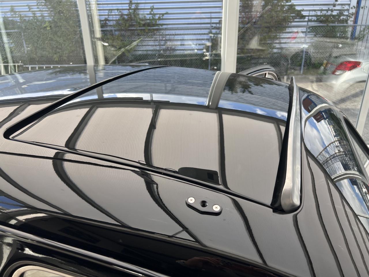 Schitterende Peugeot 203 uit 1955