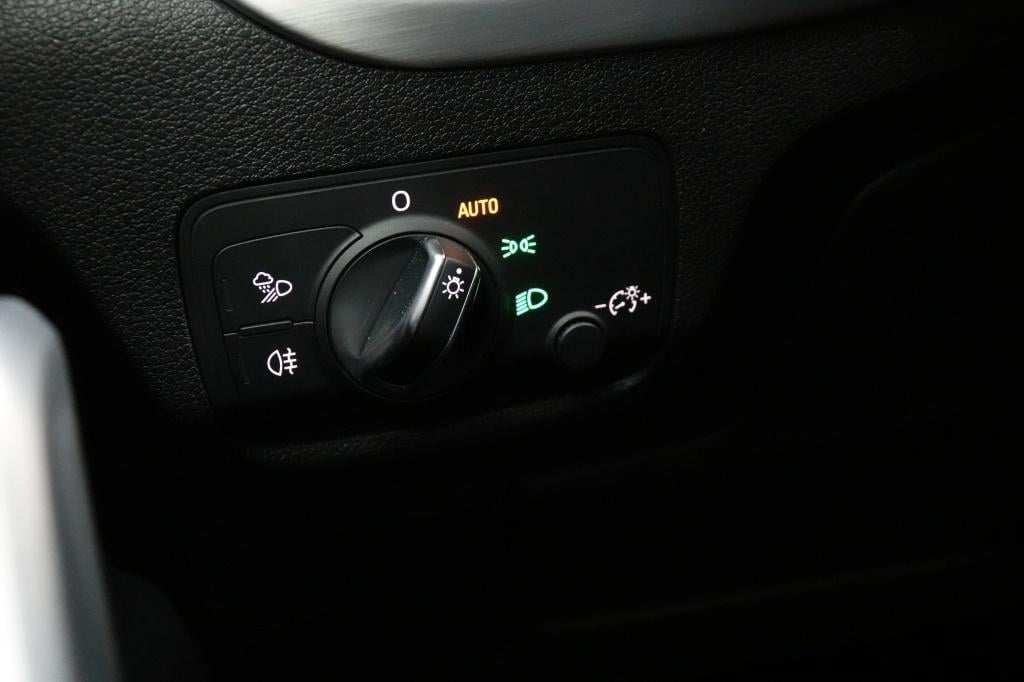 Audi Q2 1.4 tfsi | stoelverw. | pdc | 19" | camera |