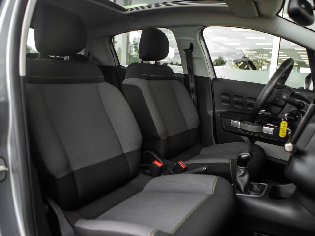 Citroen C3 1.2 puretech 82pk shine | panoramadak | stoelverwarming | cruise