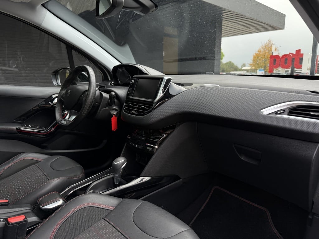 Peugeot 2008 1.2 puretech gt-line