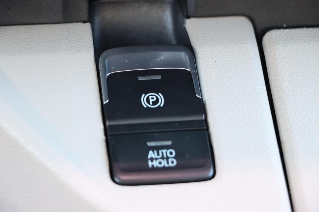 Volkswagen Multivan 1.4 ehybrid l1h1 energetic 218pk dsg6
