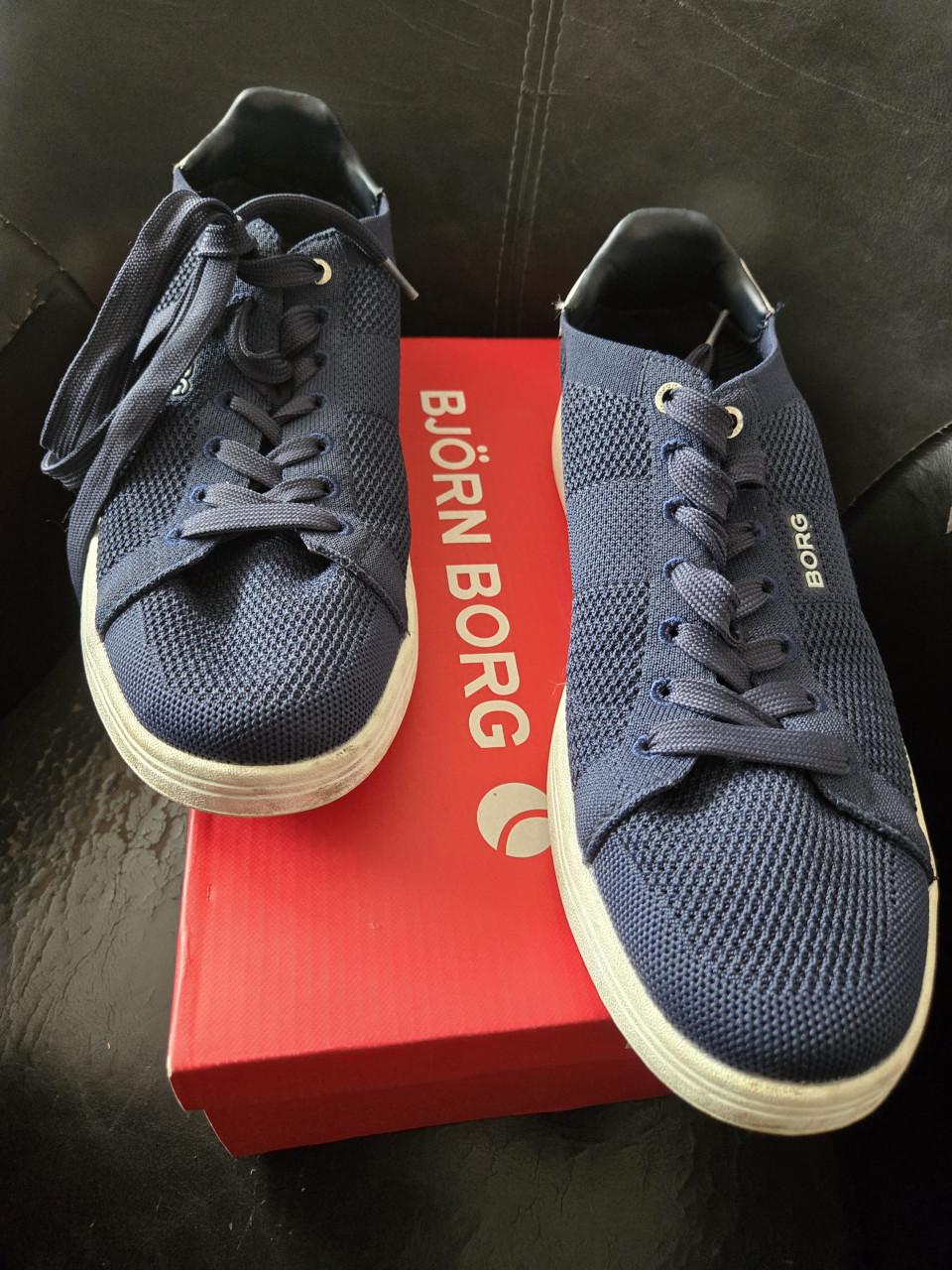 Blauwe heren sneakers van Bjorn Borg. Maat 46.