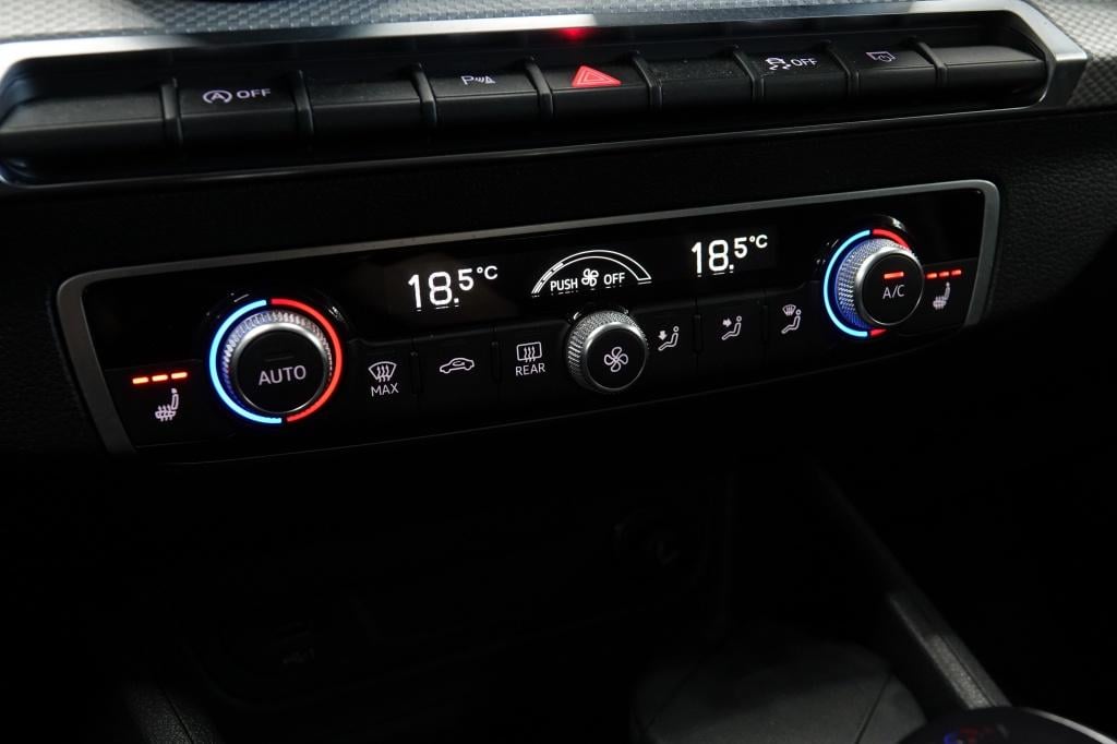 Audi Q2 35 tfsi | carplay | keyless | stoelverw. |