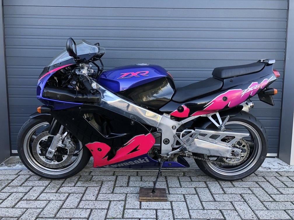 Onverknoeide Kawasaki ZXR750