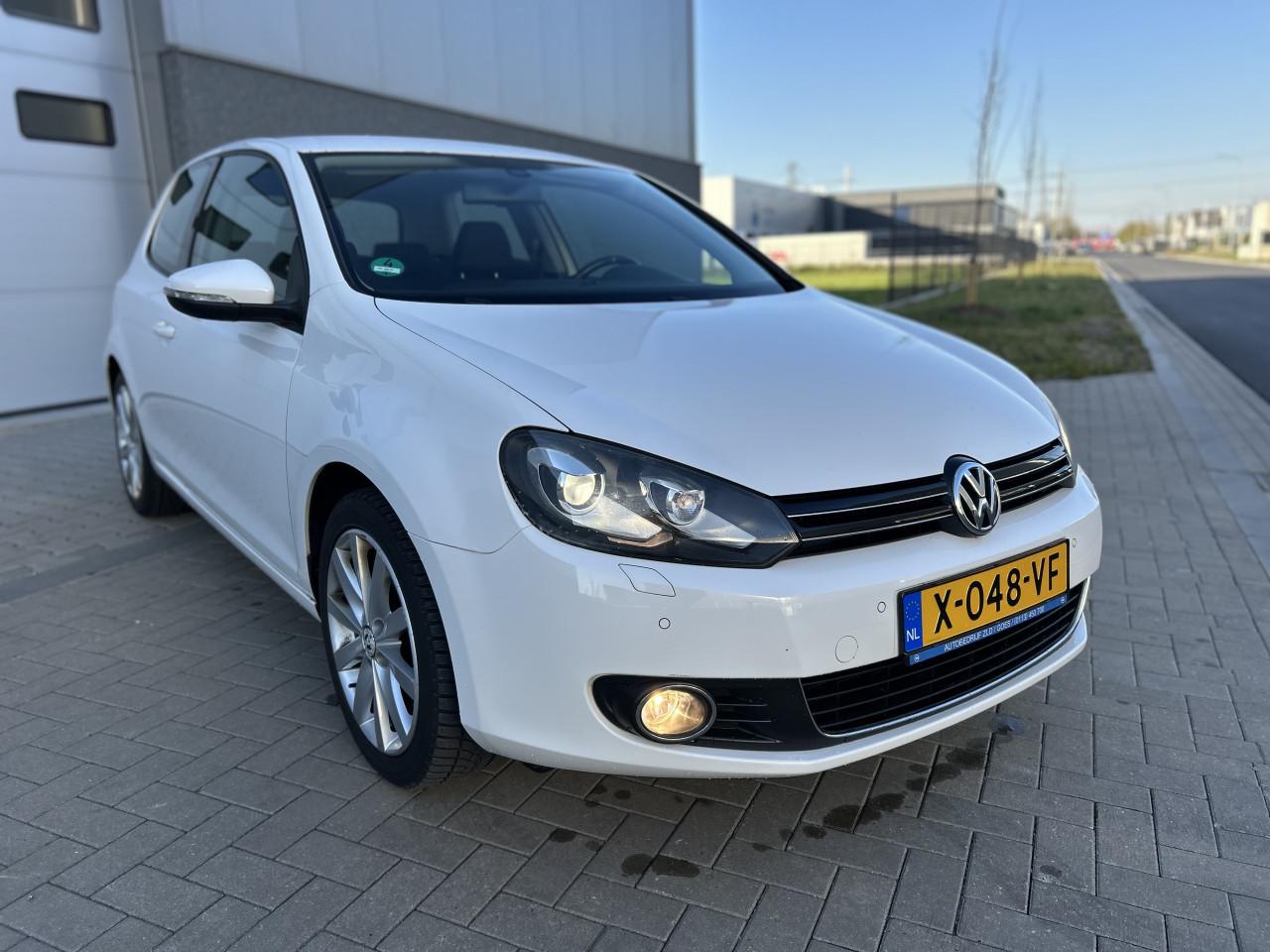 Volkswagen Golf 1.4 TSI Highline/STOELV/APK/AIRCO/PDC/