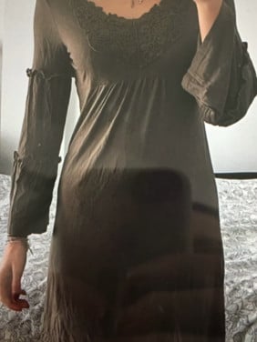 Heel leuk jurkje leuke details maat 40
