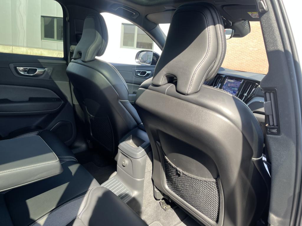 Volvo XC60 2.0 t6 plug-in hybrid awd r-design