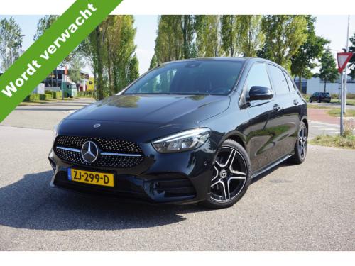Mercedes-Benz B-Klasse 180 business solution amg l trekhaak l mbux l stoelv