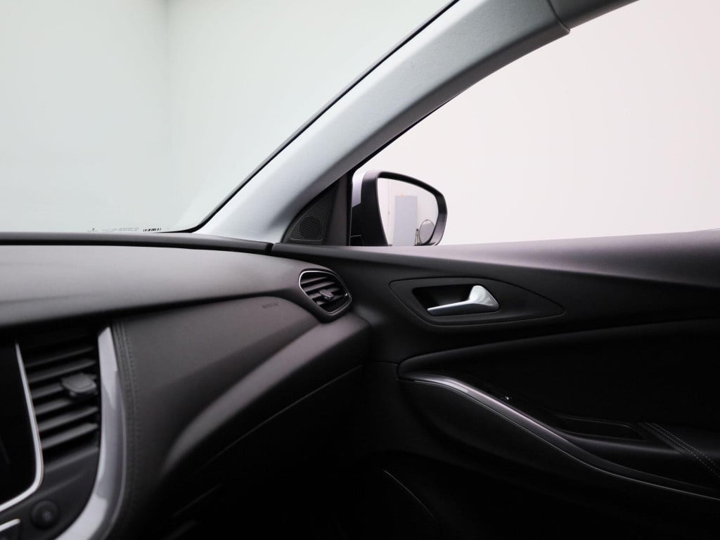 Opel Grandland X 1.2 turbo business edition | lmv | navigatie | trekhaak | 