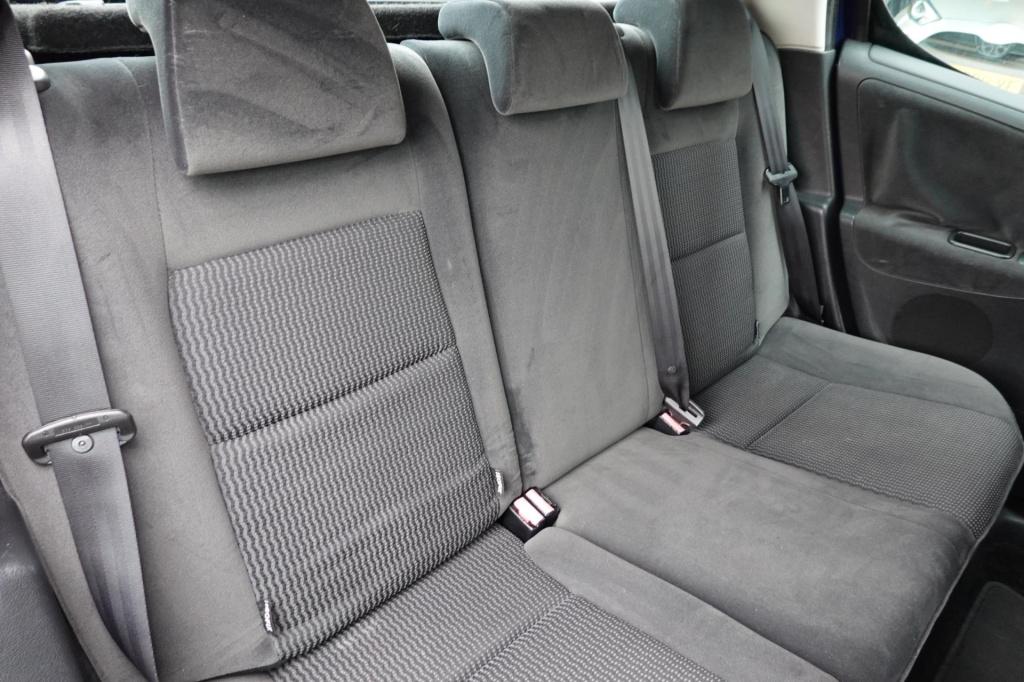 Peugeot 207 1.6 vti xs