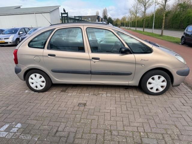Citroen Xsara Picasso 1.6i différence