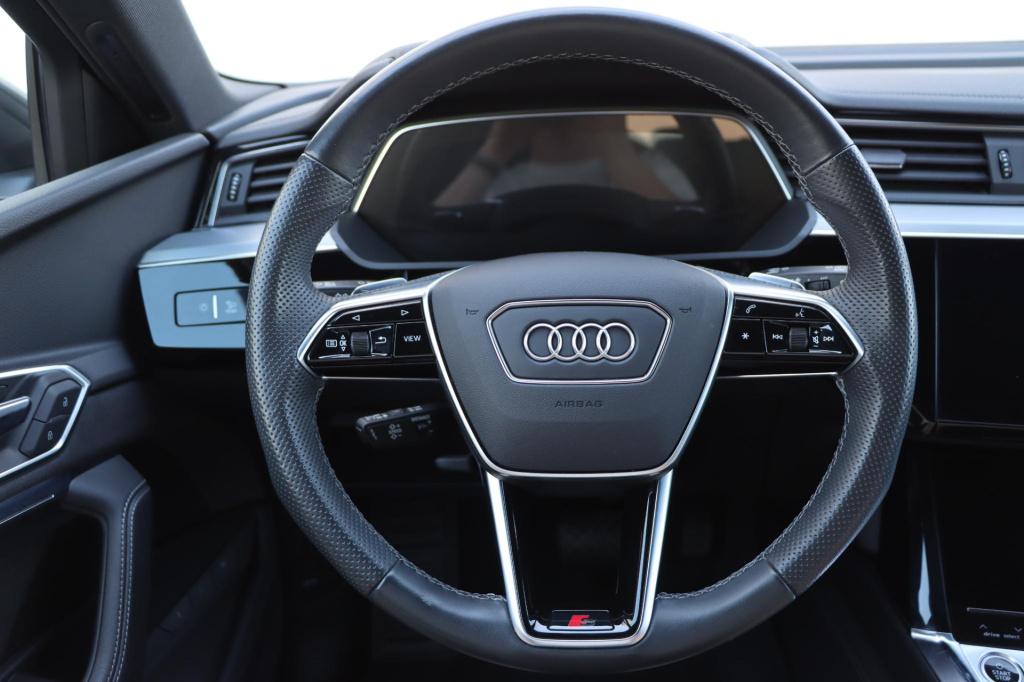 Audi E-tron 55 quattro s edition 95 kwh 408pk