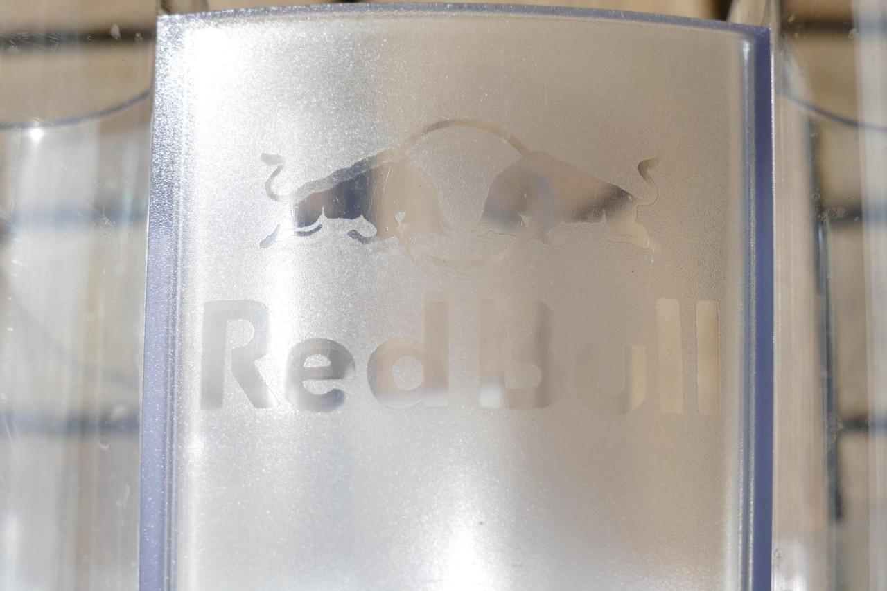 Red Bull blikjes koeler