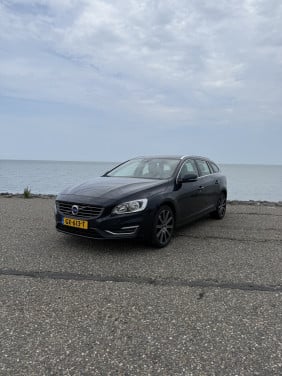 Volvo v60 T5 245pk start/stop geartronic 2015