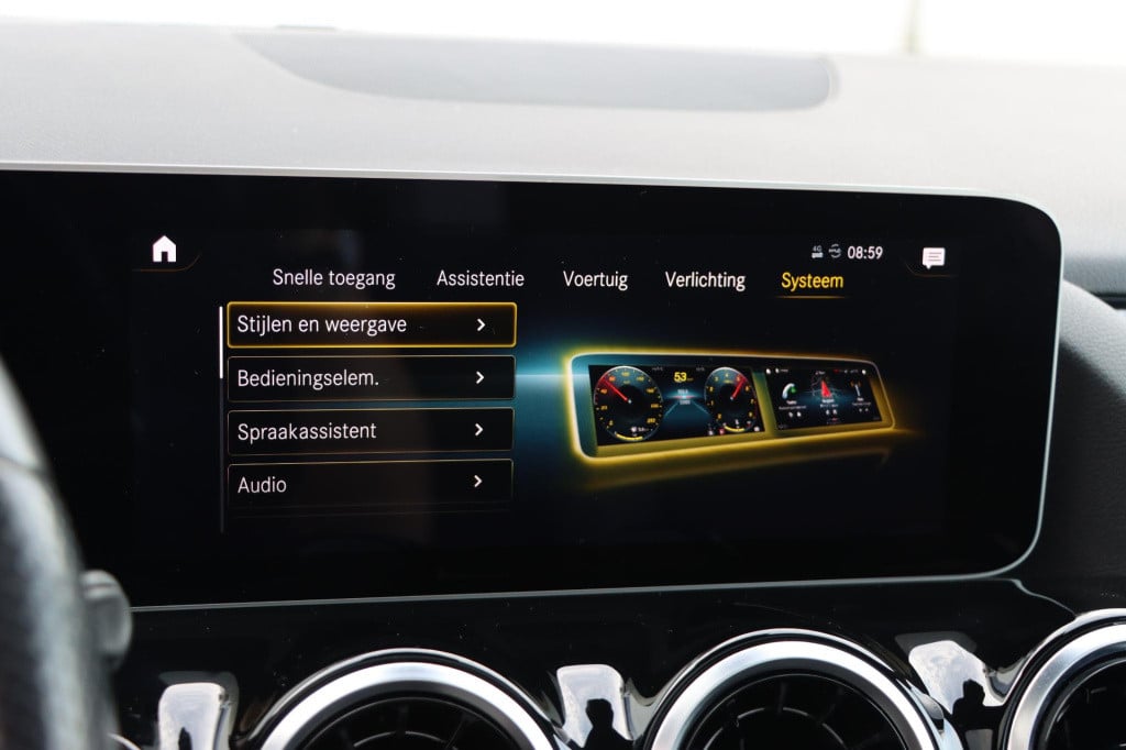 Mercedes-Benz B-Klasse 180 business solution amg