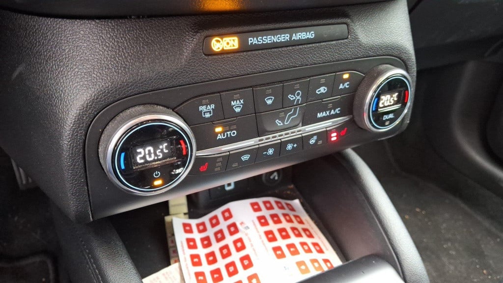 Ford Focus wagon 1.0 ecoboost st line business