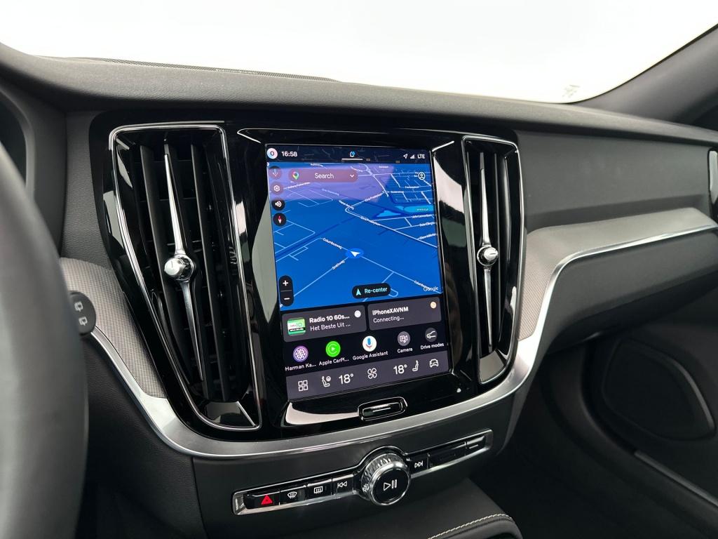 Volvo V60 t8 455pk recharge ultra dark| adap.cruise| pano| trekhaak| 360cam
