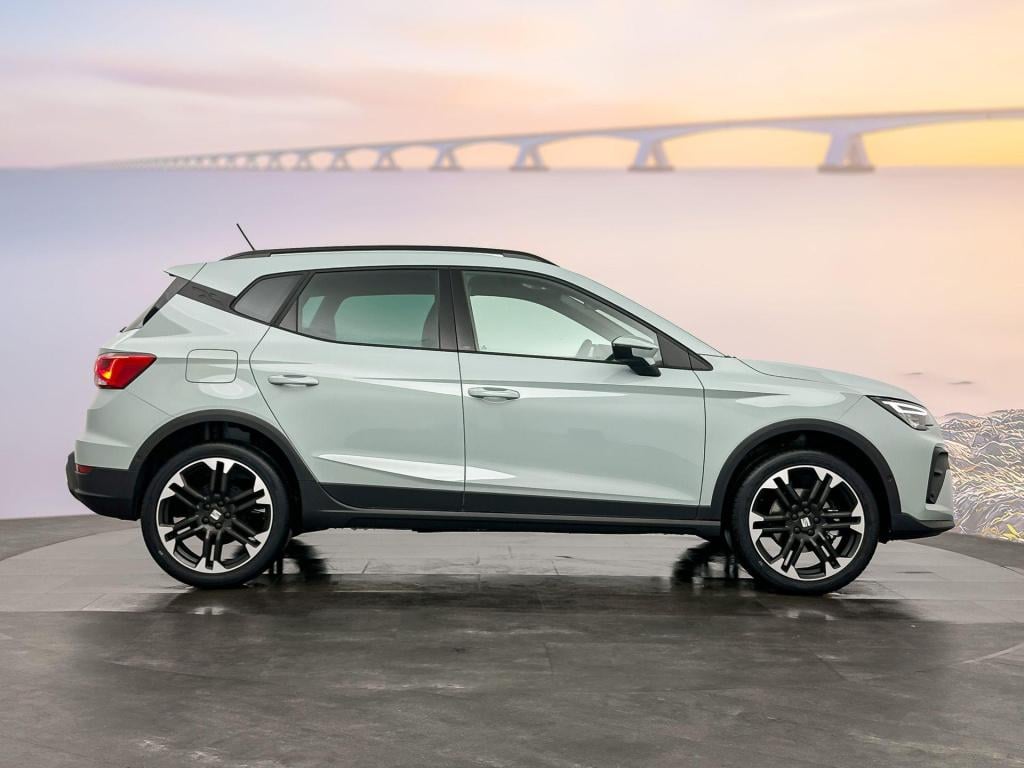 Seat Arona fr business connect 1.0 ecotsi 70 kw / 95 pk suv 5