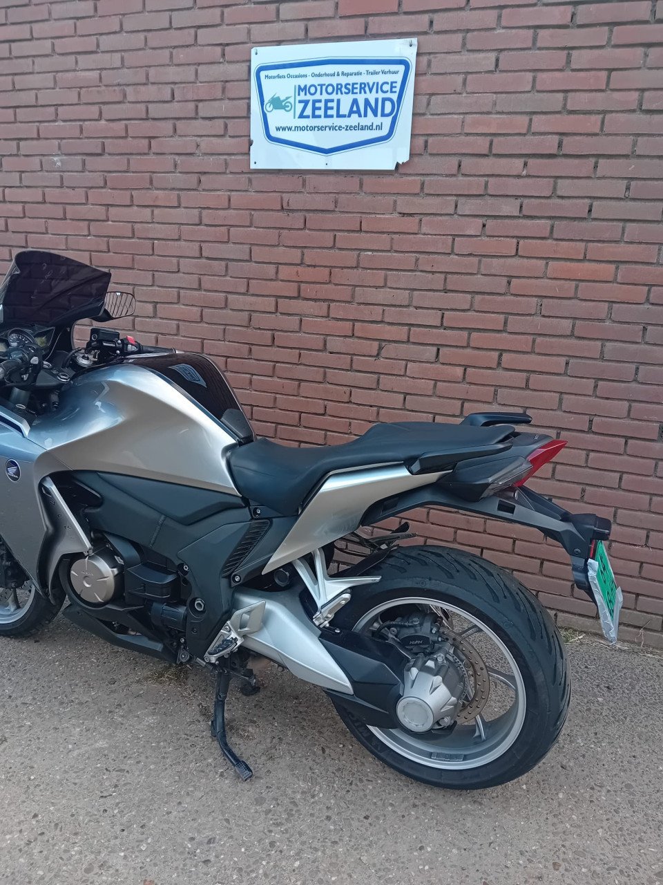 Honda VFR 1200F DCT (ABS)