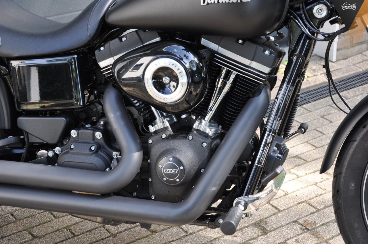 Harley Davidson FXDBP Dyna Street Bob 103 Zeer strakke 5HD 12700 kms