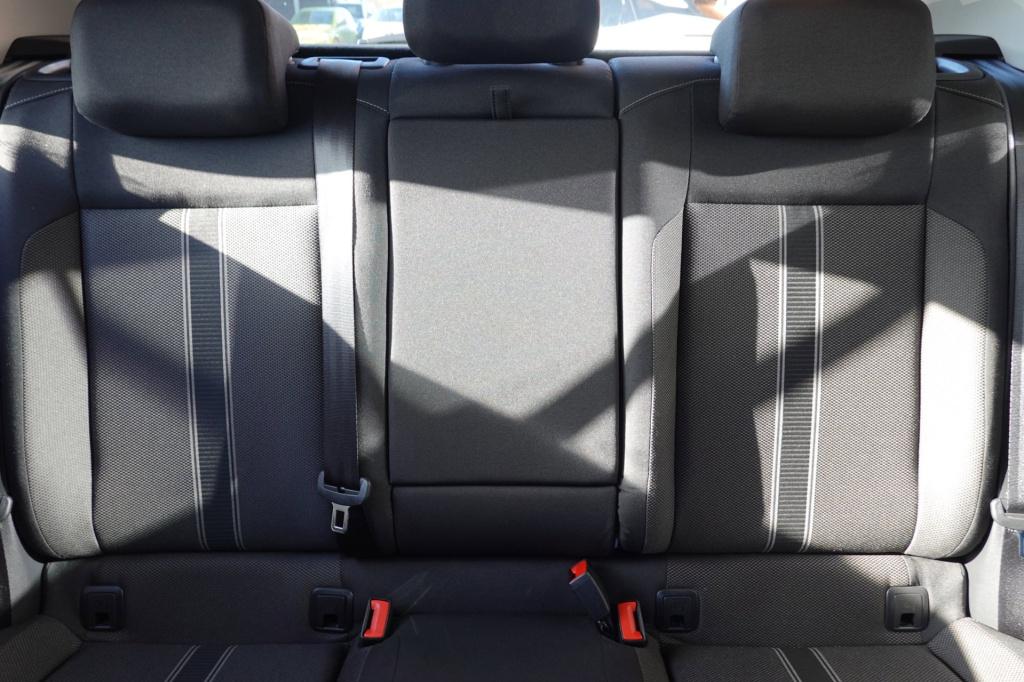 Volkswagen T-roc 1.5 tsi sport