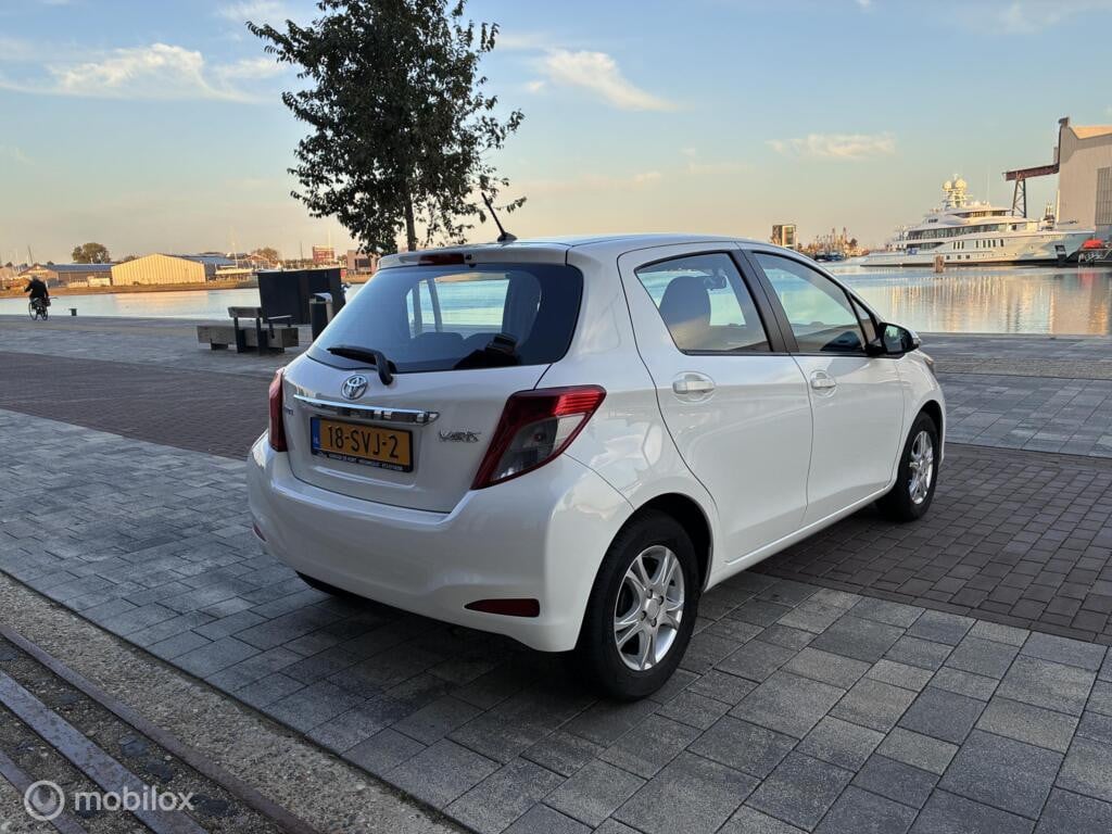 Toyota Yaris, 1.0 VVT-i Aspiration Airco Navi km101.147 Nap 5Deurs BJ2011