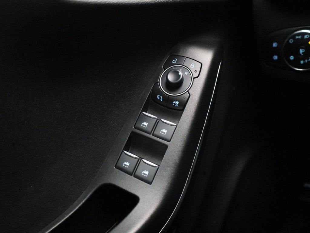 Ford Puma 1.0 ecoboost hybrid titanium | apple carplay / android auto | cru