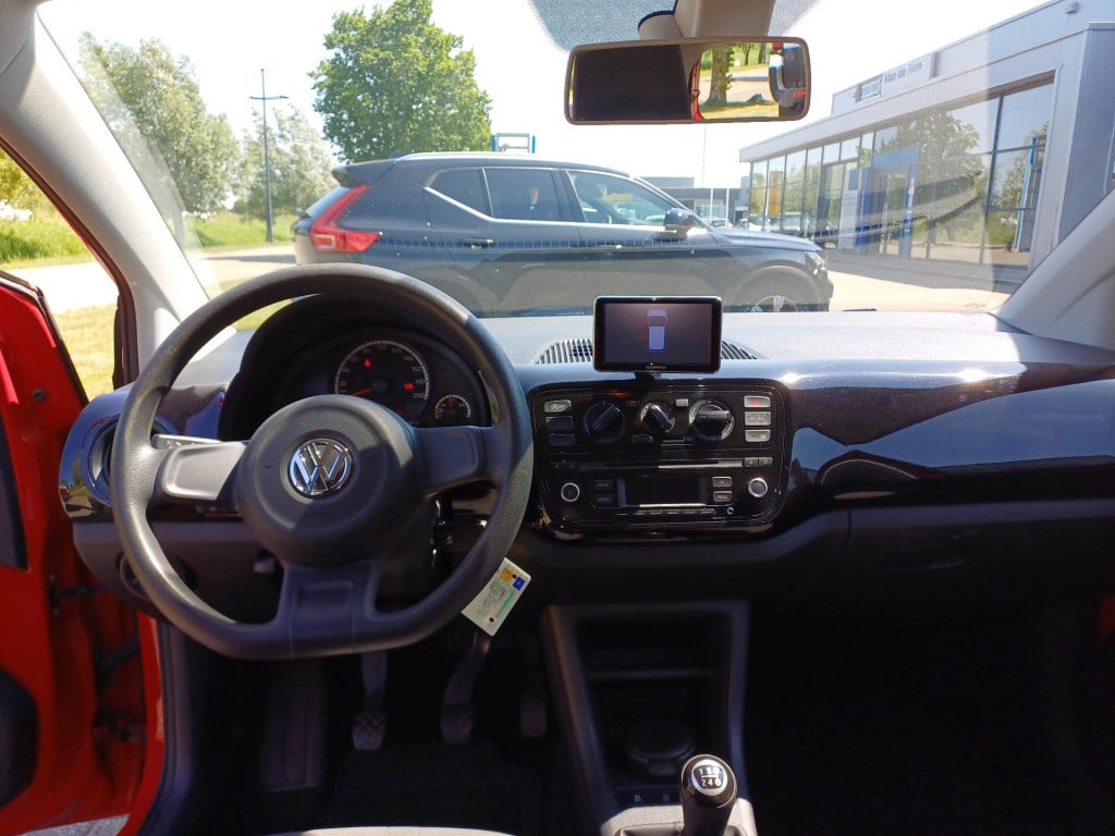 Volkswagen UP! 1.0 move up! bluemotion