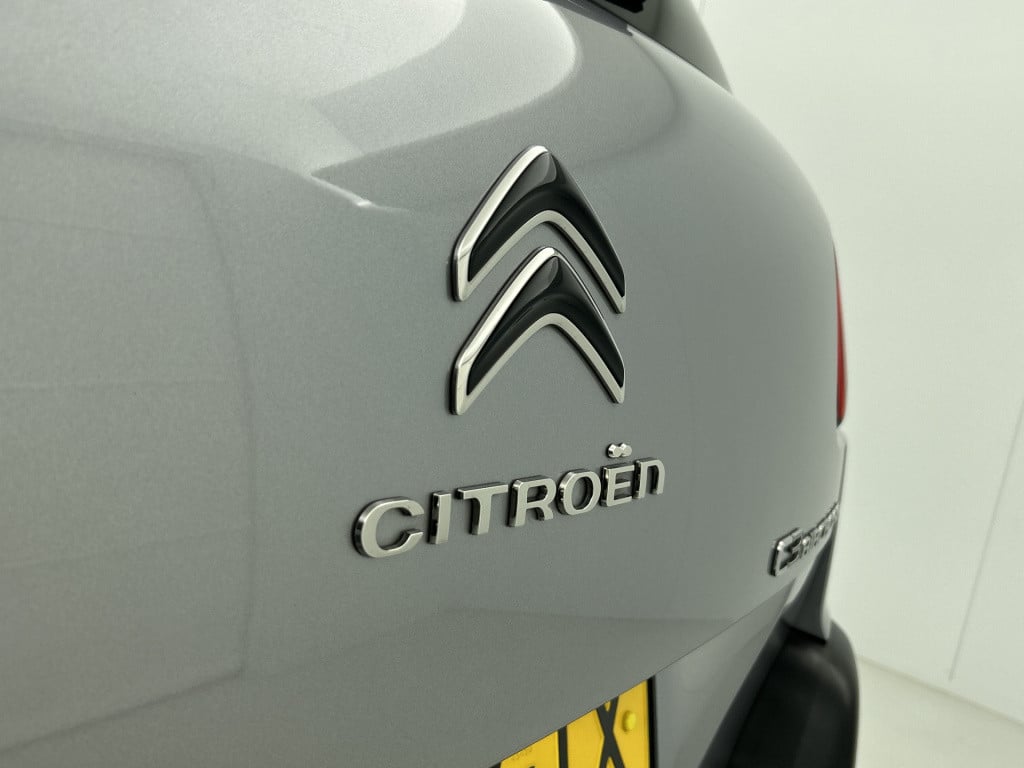 Citroen C3 Aircross 110 pk shine | rijklaar | camera | keyless entry | 17" 