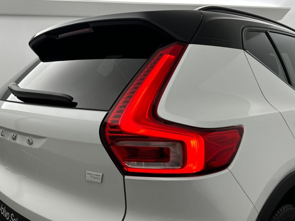 Volvo Ex40 twin motor 409pk plus 82kwh| adap.cruise| camera| stoelverwarmin