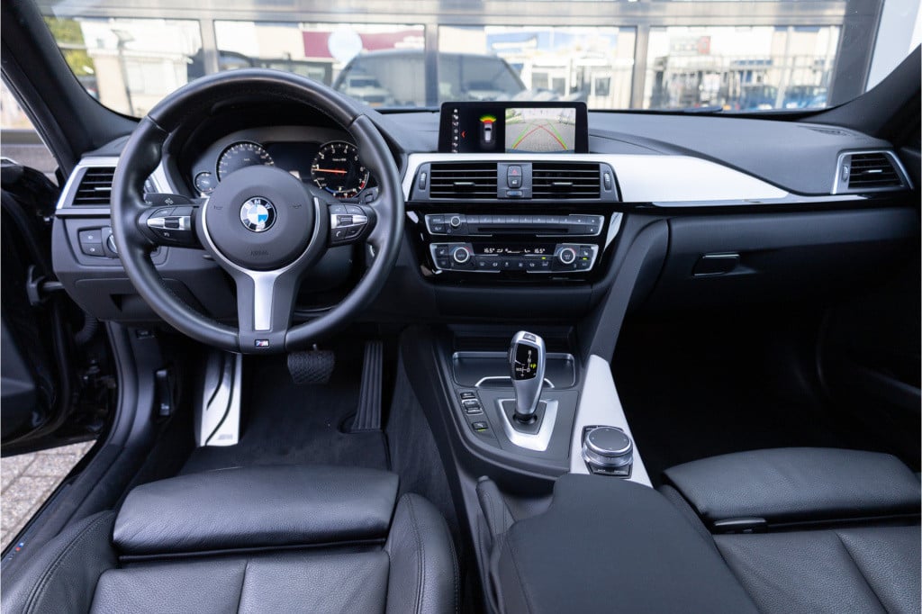 BMW 3-serie touring 320i m sport edition ✅leder✅trekhaak elektrisch✅navipro