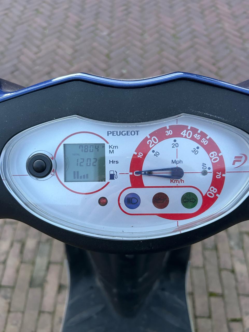 Scooter peugot vivacity