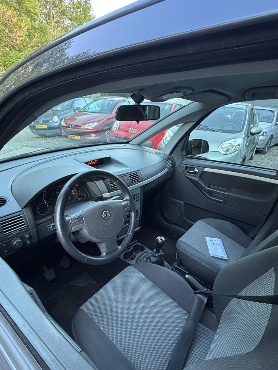 Opel meriva jaar apk!