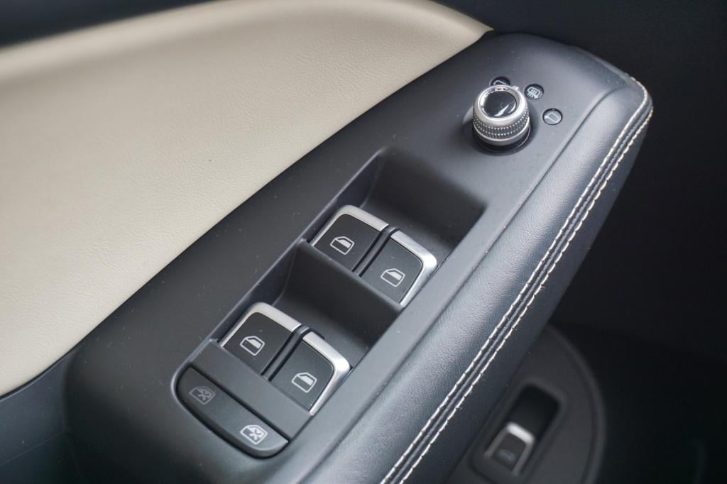 Audi Q5 2.0 tfsi quattro pro line plus automaat - climate / navi / cruise /