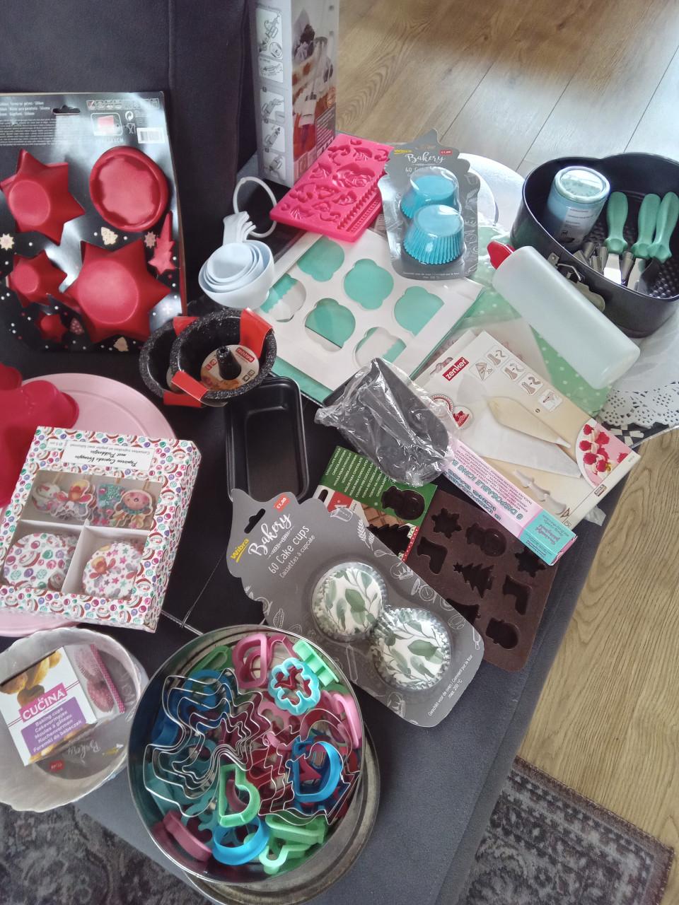 Heel veel bakspullen